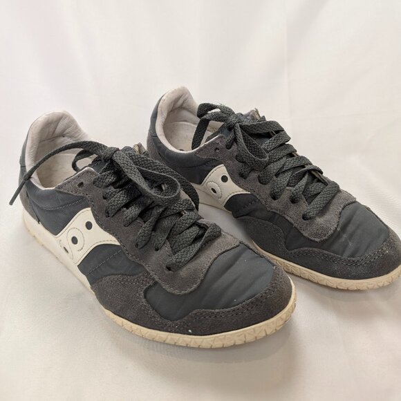 Saucony Bullet Women's Size 6 Low Sneakers Gray & White 1943-155 - Picture 2 of 8